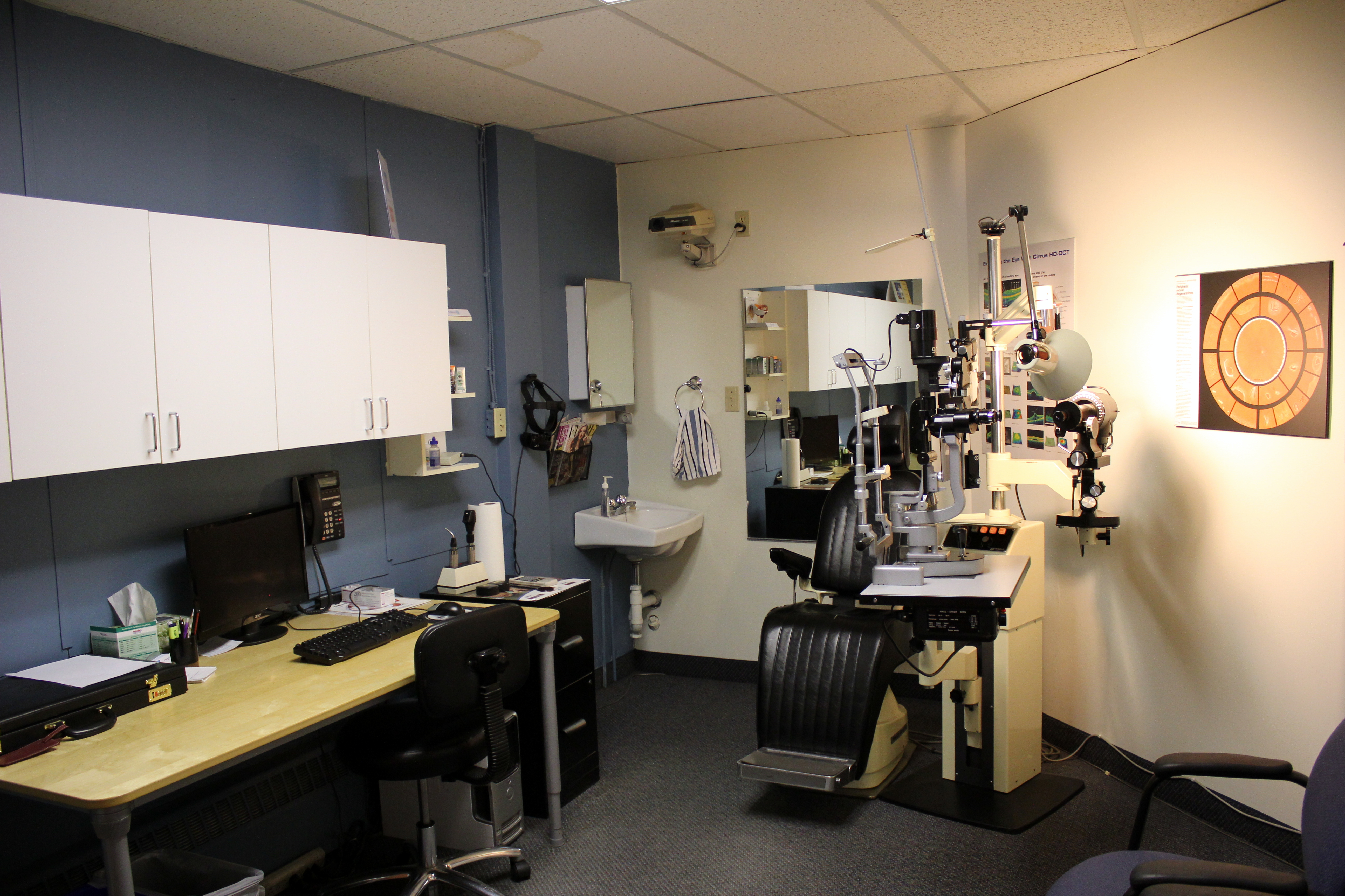 Armstrong & Small Eye Care Centre-0003