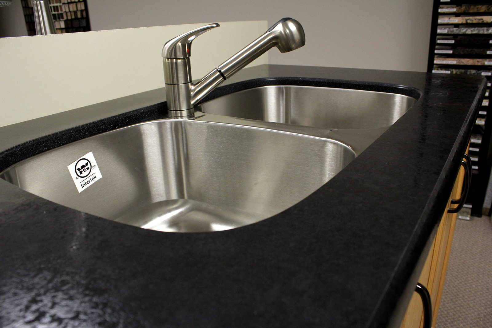 The Bevelled Edge Countertops_0026