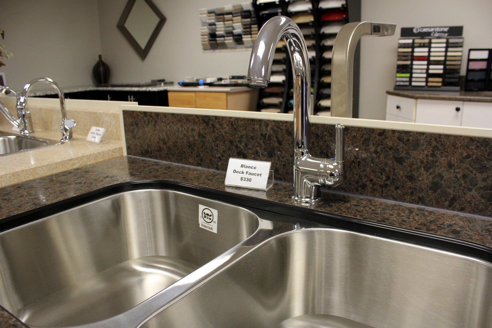 The Bevelled Edge Countertops_0027