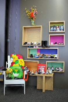 02-Canadian Footwear Regent