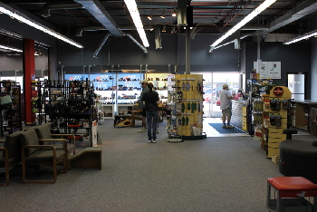 05-Canadian Footwear Regent